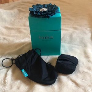 NWB Tieks size 9